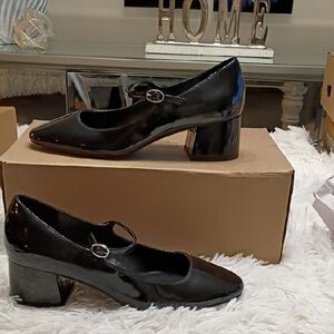 New Steve Madden Hawke Elegant Black Patent Mary Jane Block Heels SZ 9